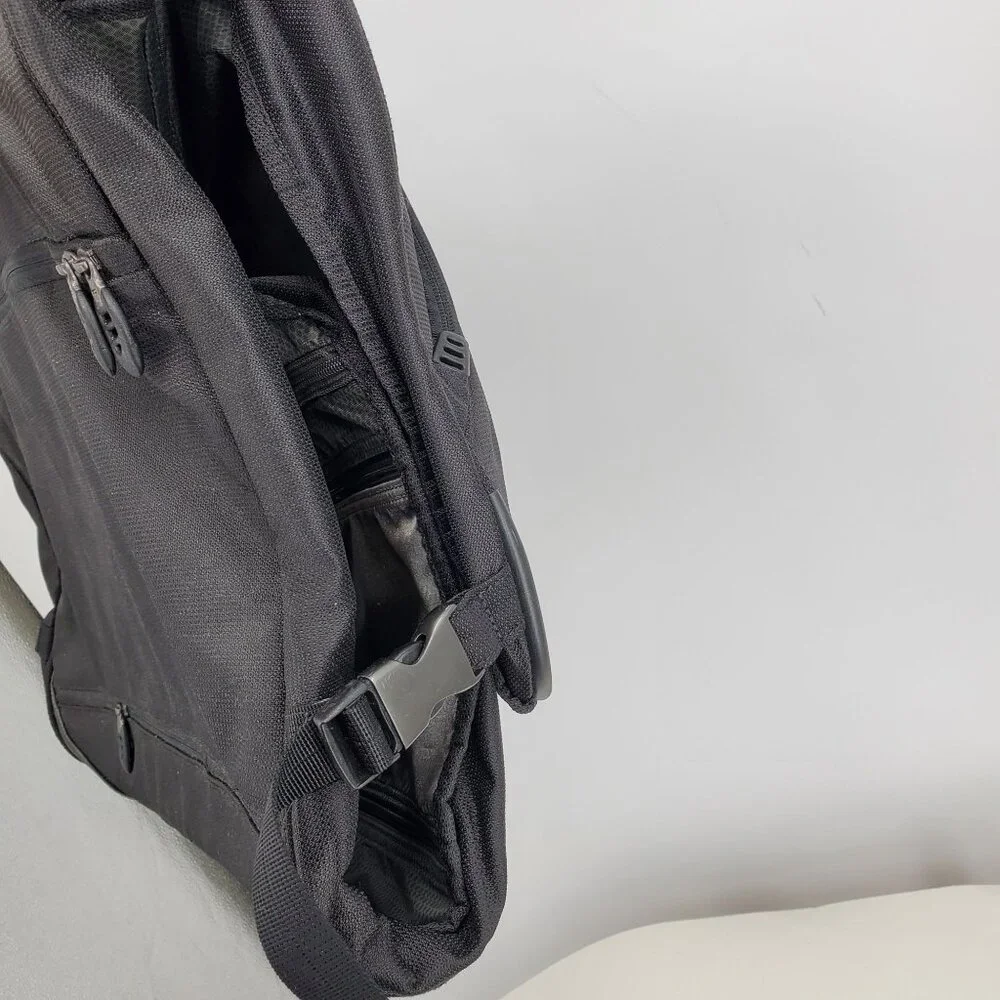 Tumi tech black
